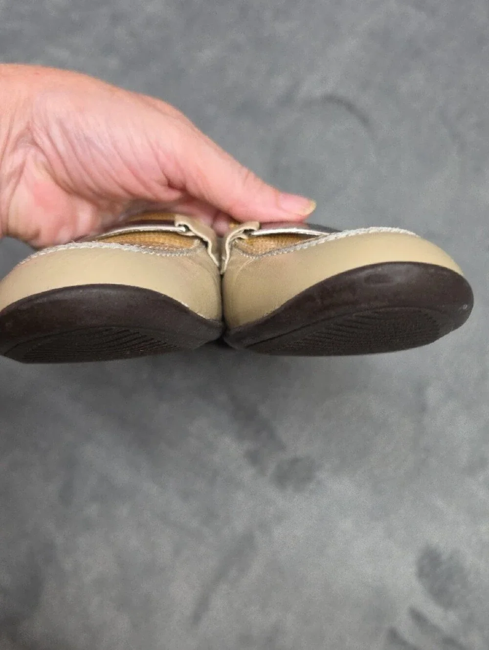 Munro 8N Beige Loafers with Yellow Textured Vamps